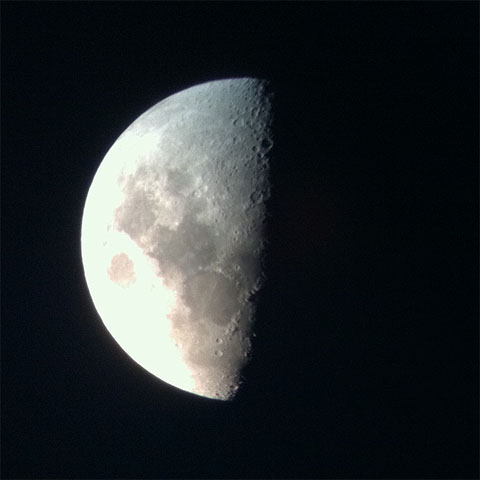 moon_by_iphone.jpg